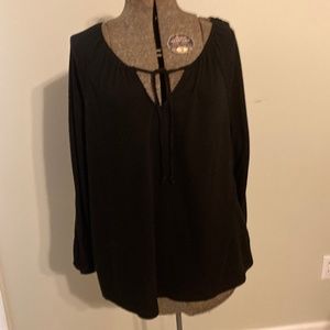 Old Navy black top